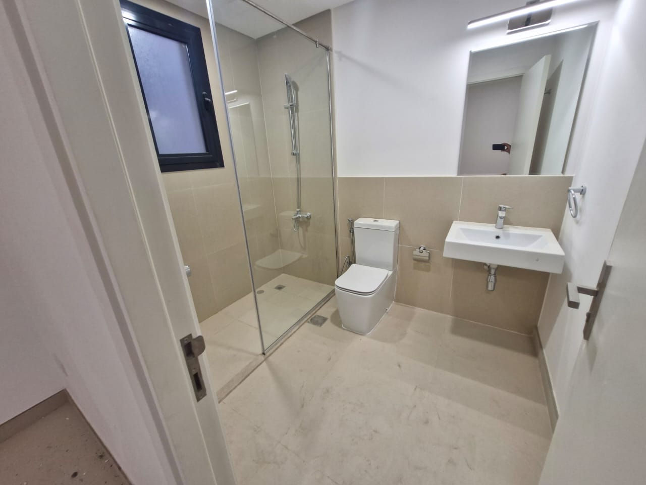 🏰 *Modern Luxury Villa in Sidra District – Roshn*   ✨ 400 sqm | Contemporary Design Blending Elegance, Functionality & Sustainability 🌿♻️